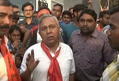 কলকাতায় প্রকাশ্যে ধর্মান্তকরণের অভিযোগ