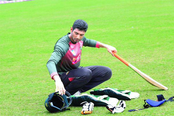 নির্ভার খেলতে চান মাহমুদুল্লাহ