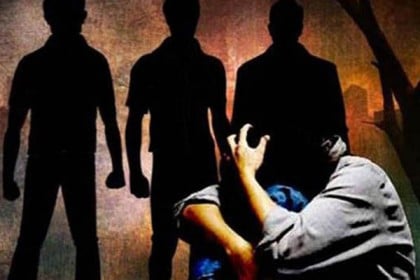 সহপাঠীদের হাতেই গণধর্ষণের শিকার স্কুল ছাত্রী