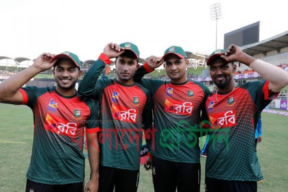লঙ্কানদের বিপক্ষে চার তরুণের অভিষেক 