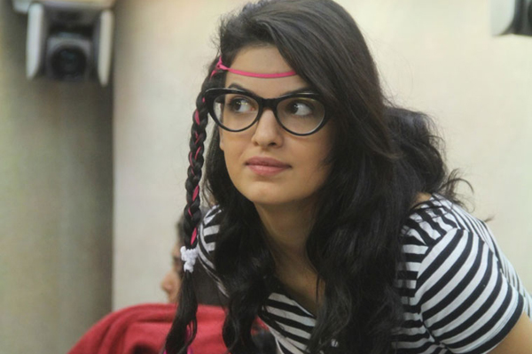 ‘বিগ বস’ প্রতিযোগীর শরীরি উষ্ণতায় তোলপাড় নেটদুনিয়া