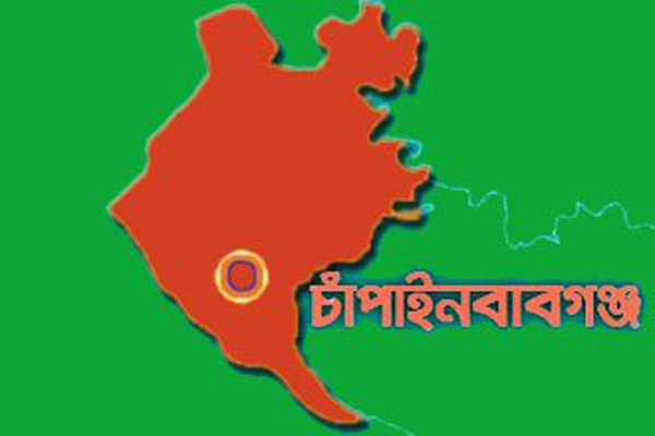 চাঁপাইনবাবগঞ্জে জেলা প্রশাসকের কাছে বিএনপির স্মারকলিপি