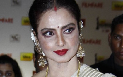 ‘যাকেই ভালোবেসেছি, দুনিয়া তাকেই দূরে সরিয়ে দিয়েছে’