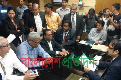 ঢাকা জেলা প্রশাসকের কাছে বিএনপির স্মারকলিপি