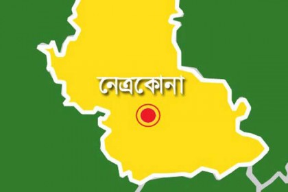 বাড়ির পাশের ডোবায় মিলল নারীর লাশ