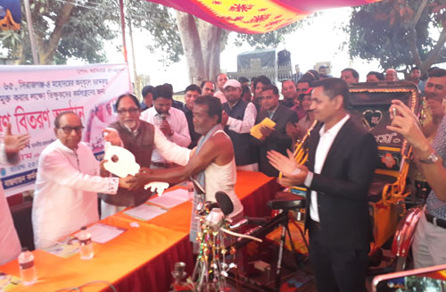 উল্লাপাড়াকে ভিক্ষুক মুক্ত করতে ব্যতিক্রমী উদ্যোগ 