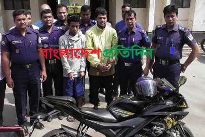ফরিদপুরে সেই দুই ছিনতাইকারী আটক