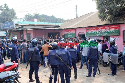 ঠাকুরগাঁওয়ে বিএনপির প্রতিবাদ সভা
