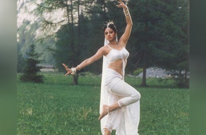 যে ছবিগুলোর মাঝে চিরকাল বেঁচে থাকবেন তিনি