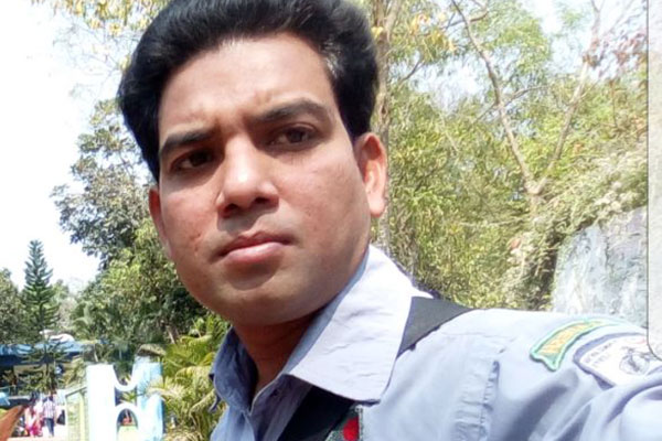 দিনাজপুরে সংগীত শিক্ষকের রহস্যজনক মৃত্যু!