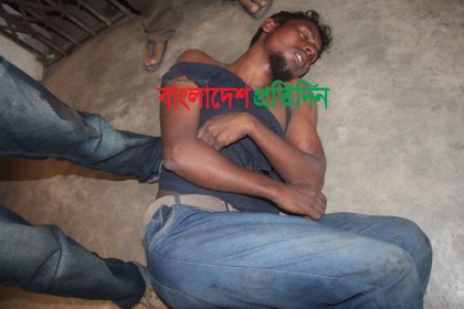জাফর ইকবালের ওপর হামলাকারী এই সেই দুর্বৃত্ত