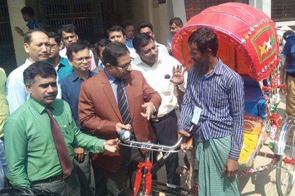 নোয়াখালীতে ভিক্ষুক পুনর্বাসন কর্মসূচি শুরু