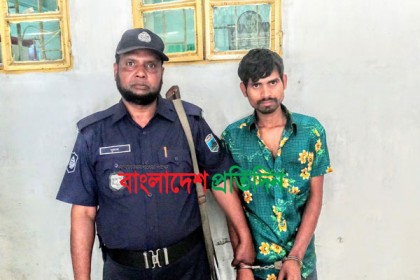 সিরাজগঞ্জে প্রতিমা ভাংচুরের সময় যুবক আটক
