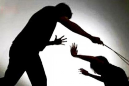 শরীরচর্চায় অংশগ্রহণে বিলম্ব, বেত্রাঘাতে হাসপাতালে শিক্ষার্থী