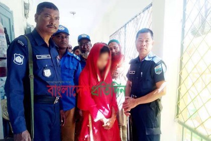 ১০৯-এ ফোন দিয়ে বাল্যবিবাহ থেকে রক্ষা