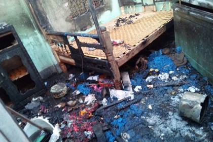 দিনাজপুরে অগ্নিকাণ্ডে ৪ বাড়ি ভস্মীভূত