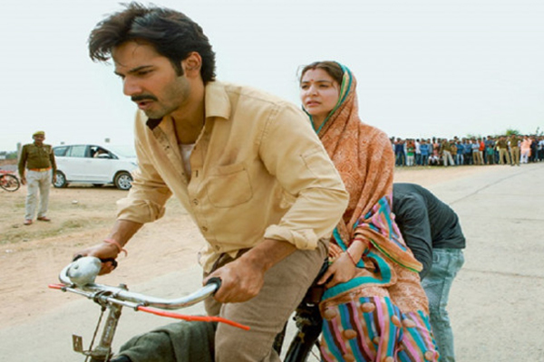 সাইকেল চালিয়ে বরুণ ধাওয়ানের রেকর্ড