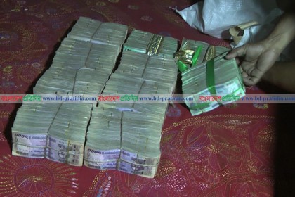 পাঁচ কোটি টাকা আত্মসাত; অডিটরের বাড়ি থেকে ৯২ লাখ টাকা উদ্ধার