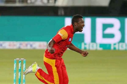 পিএসএল থেকে ছিটকে গেলেন আন্দ্রে রাসেল