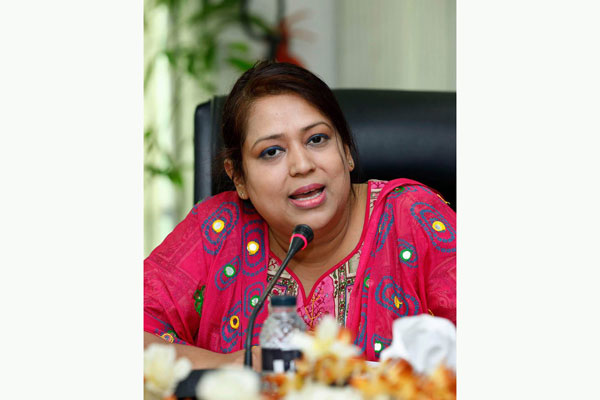 'নারী নিজের ব্যাপারে স্বাস্থ্য সচেতন নয়'