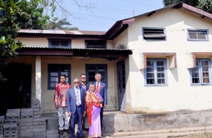 মেঘালয়ে মুক্তিযুদ্ধের স্মৃতি বিজড়িত স্থান পরিদর্শন করলেন রাষ্ট্রপতি