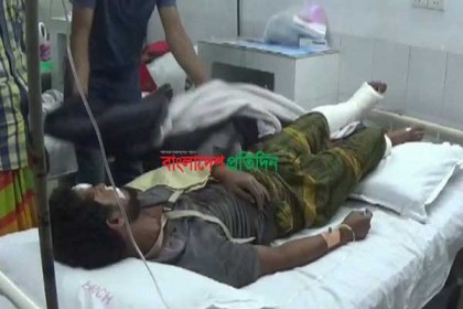 ধামরাইয়ে পুলিশের সামনে আসামিকে হাত-পা ভেঙে দেওয়ার অভিযোগ
