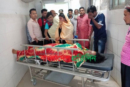 'যৌতুকের জন্য আমার মেয়েডারে পিটিয়ে হত্যা করল'