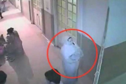 ঢাকা মেডিকেলে বাচ্চা চোর সিন্ডিকেটের মুখোশ উন্মোচন (ভিডিও)