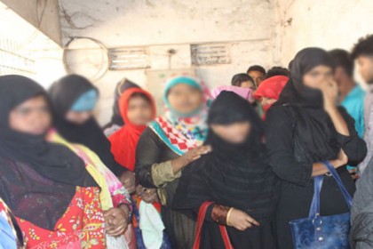 গাজীপুরে আবাসিক হোটেল থেকে ২৯ তরুণ-তরুণী আটক