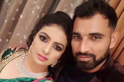 দশম শ্রেণিতেই গভীর সম্পর্কে জড়ান শামির স্ত্রী  