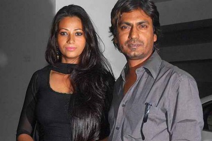 সেই ঘটনায় নওয়াজের পাশে দাঁড়ালেন তার স্ত্রী 