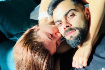 ছুটিতে সুখের সময় কাটছে বিরাট-আনুশকার 