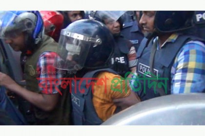 নাটোরে জঙ্গি আস্তানা সন্দেহে অভিযান, আটক ৪