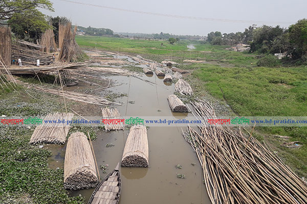 মুমূর্ষু নদী ‘ঢোলভাঙা’