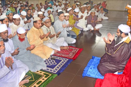 বগুড়ায় বিএনপির দোয়া মাহফিল 
