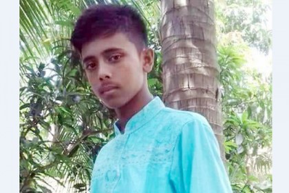 ফুফুর কবরে বাতি দিতে গিয়ে প্রাণ গেল ভাতিজার