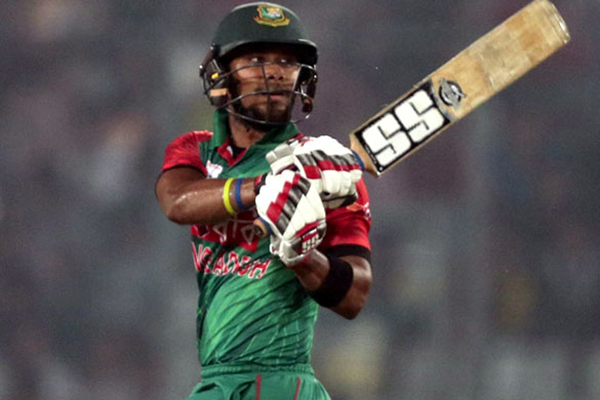 সাব্বিরের ব্যাটে লড়ছে বাংলাদেশ