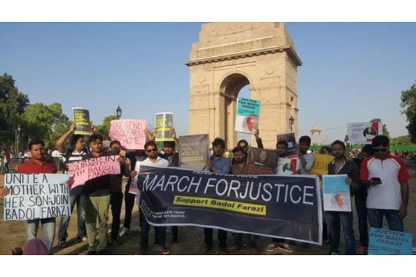 বাদল ফারাজিকে মুক্ত করতে ইন্ডিয়া গেটে র‌্যালি
