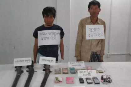 লামার অস্ত্রসহ গ্রেফতার ২