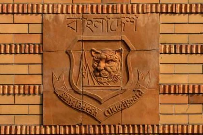 টাইগারদের সহকারী কোচের পদত্যাগপত্র গ্রহণ