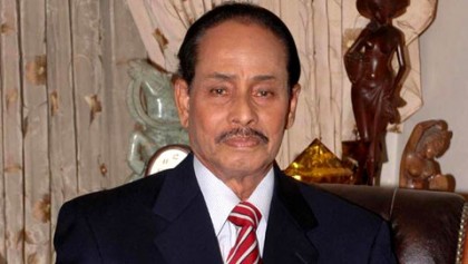 ৮৯তম জন্মদিনের কেক কাটলেন সাবেক রাষ্ট্রপতি এরশাদ