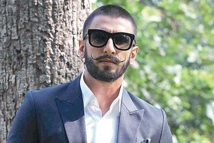 হলিউডকে না বললেন রণবীর!