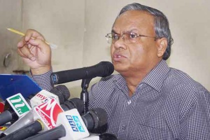 'এক তরফা নির্বাচন করতেই খালেদা জিয়াকে কারাগারে রেখেছে সরকার'