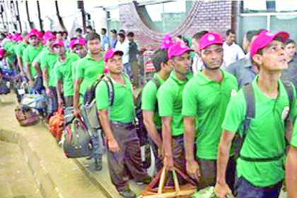 সংকুচিত হচ্ছে সৌদি শ্রমবাজার

