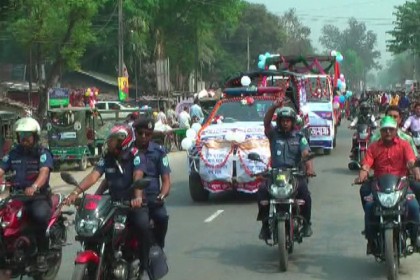পঞ্চগড়ে বর্ণাঢ্য মোটর শোভাযাত্রা

