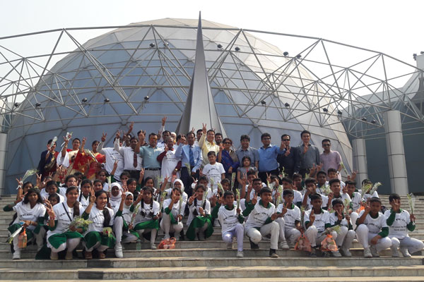 ঢাকাস্থ ডুমাইন ইউনিয়ন জনকল্যাণ সমিতির শিক্ষা সফর অনুষ্ঠিত