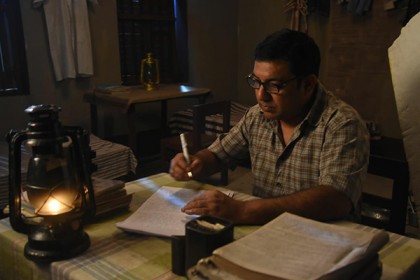 শেষ পর্যন্ত পাক মিলিটারির বুলেটে শহীদ হন জাহিদ