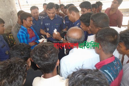 রেলওয়ে পুলিশের বিশেষ চেকিং অভিযান 
