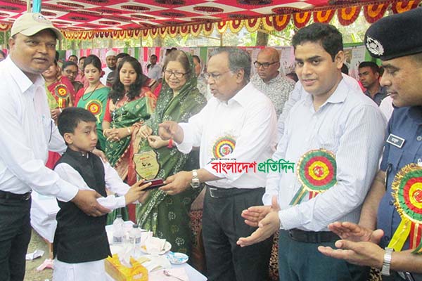 এতিমের টাকা চুরি করলে তো জেলে থাকতেই হবে: পররাষ্ট্রমন্ত্রী
