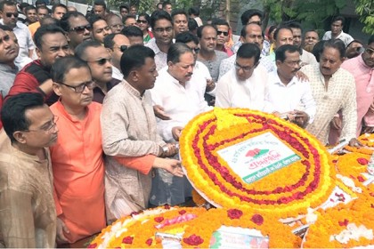 বরিশালে যথাযোগ্য মর্যাদায় স্বাধীনতা ও জাতীয় দিবস উদযাপন